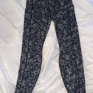 Fabletics Black Gray Leopard Print Leggings